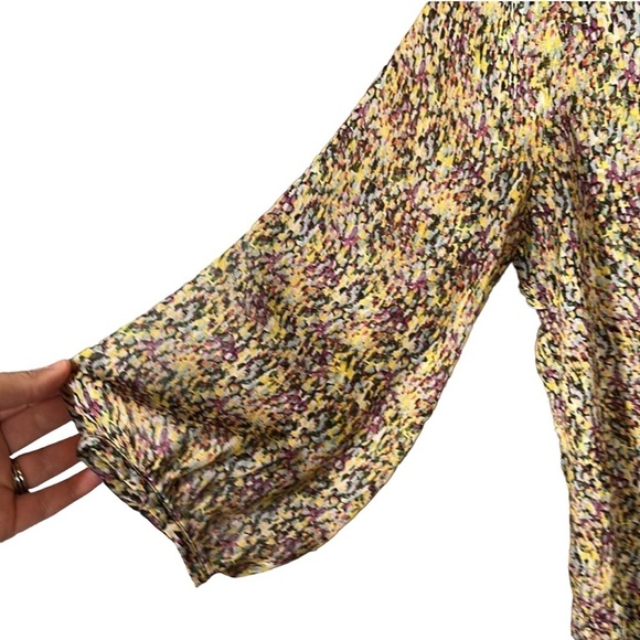 Fei Anthropologie 100% Silk Multicolor Abstract Long Sleeve Button Up  Top Sz 6 - Picture 8 of 12